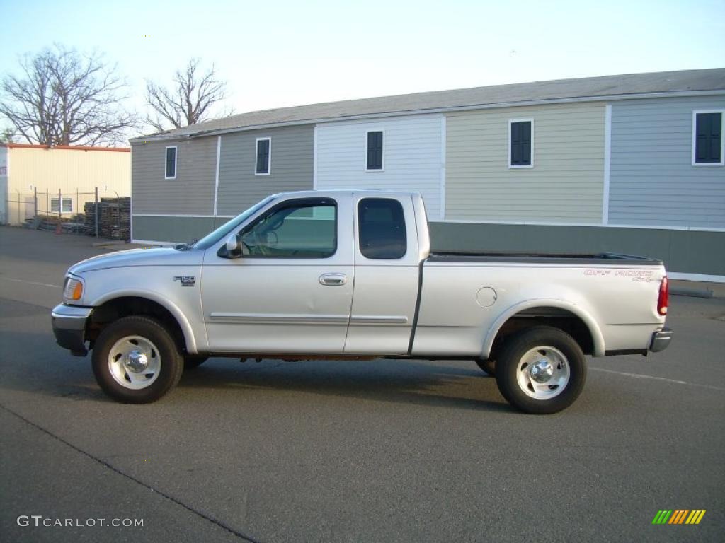 2001 F150 XLT SuperCab 4x4 - Silver Metallic / Dark Graphite photo #5