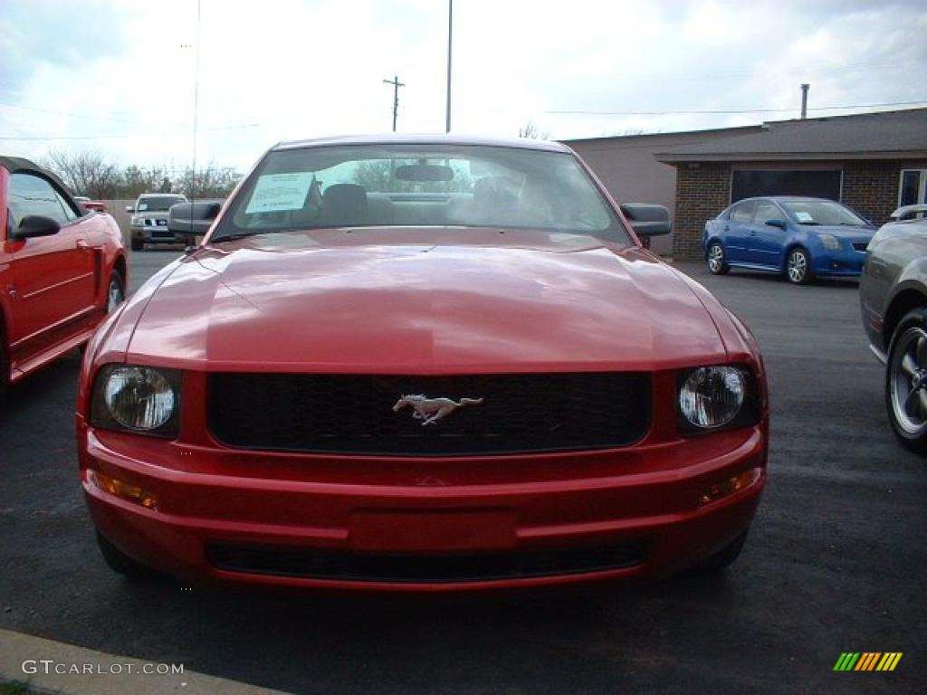 2006 Mustang V6 Deluxe Coupe - Redfire Metallic / Light Parchment photo #2