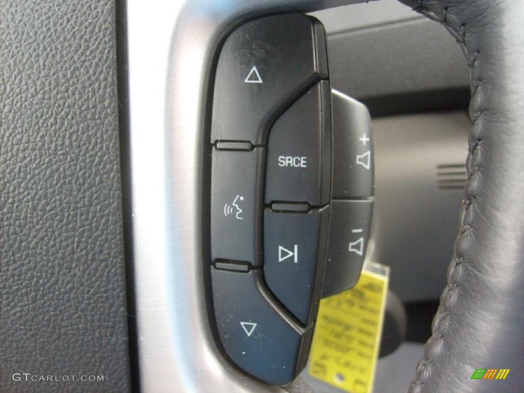 2008 GMC Acadia SLE AWD Controls Photo #46949751