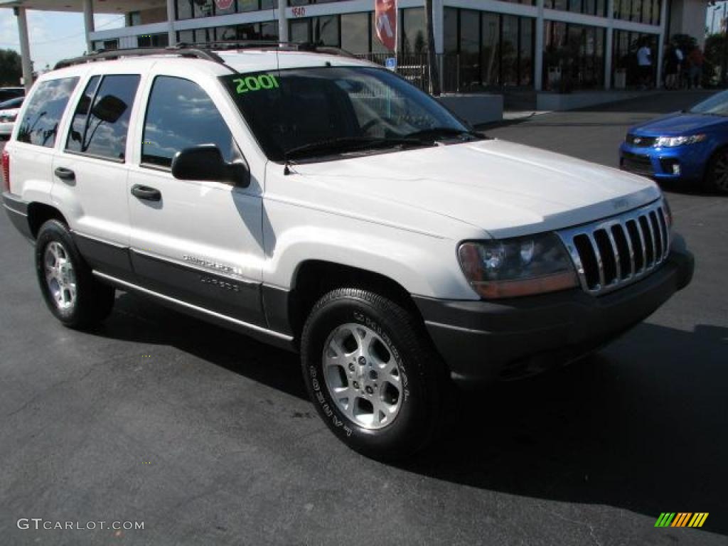 Stone White Jeep Grand Cherokee