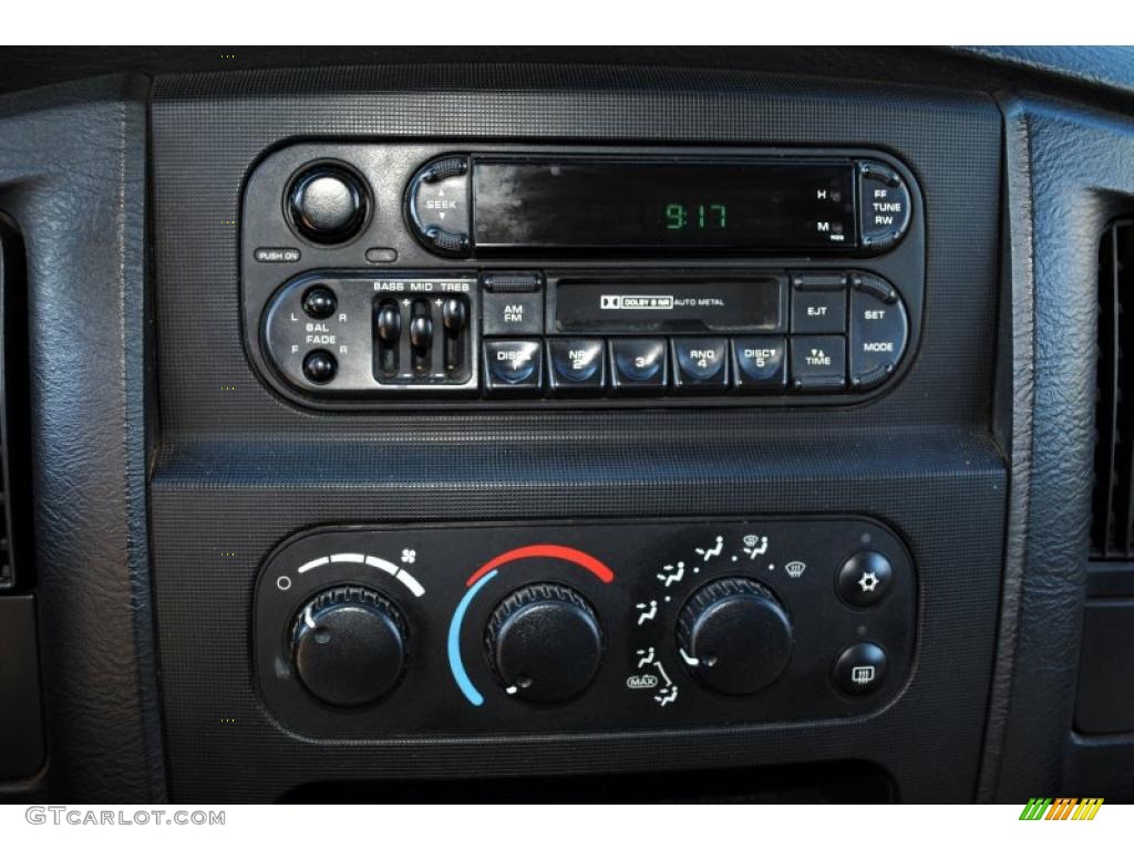 2002 Dodge Ram 1500 SLT Quad Cab 4x4 Controls Photo #46952139