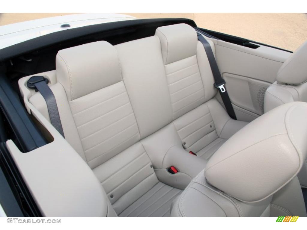 Stone Interior 2010 Ford Mustang GT Premium Convertible Photo #46952478
