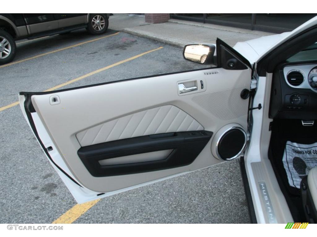 2010 Ford Mustang GT Premium Convertible Stone Door Panel Photo #46952535