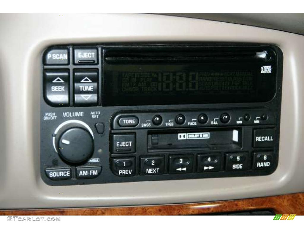 2001 Buick LeSabre Limited Controls Photo #46952706