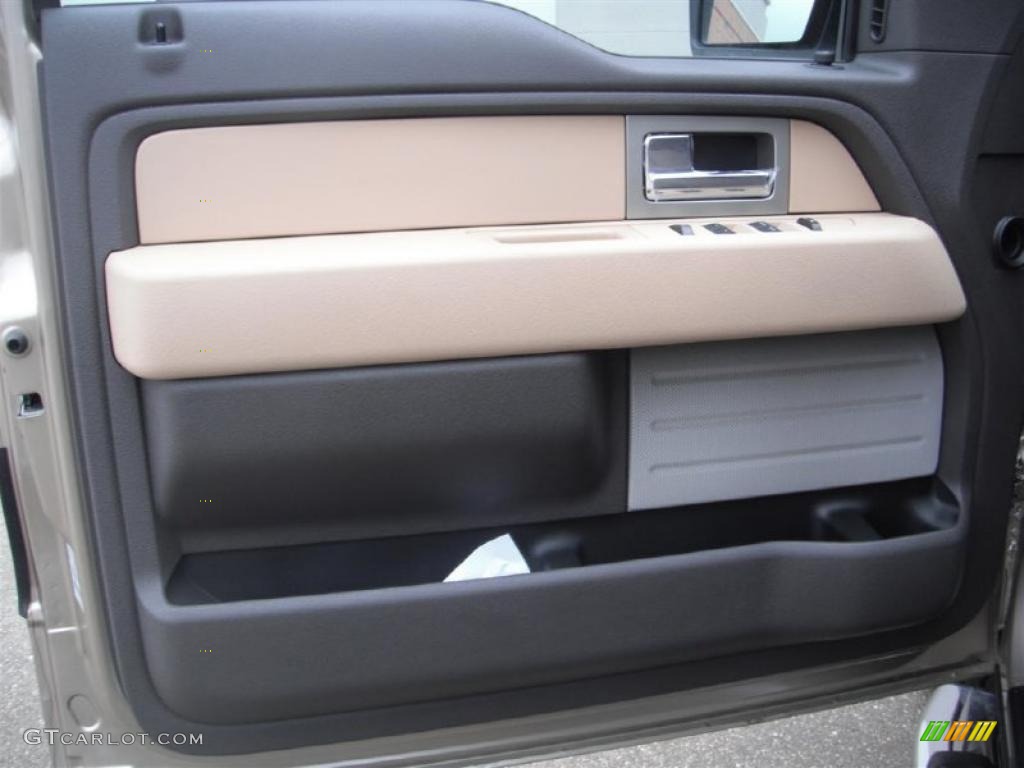 2011 Ford F150 XLT SuperCab Pale Adobe Door Panel Photo #46952823