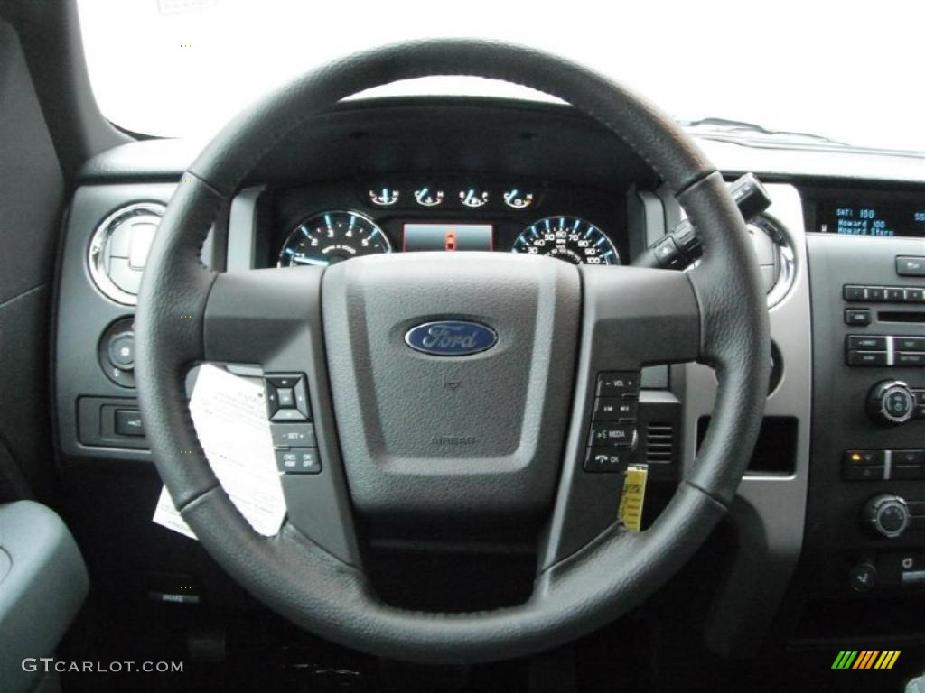 2011 Ford F150 XLT SuperCrew 4x4 Steel Gray Steering Wheel Photo #46953069