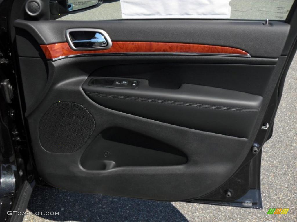 2011 Grand Cherokee Limited - Brilliant Black Crystal Pearl / Black photo #23