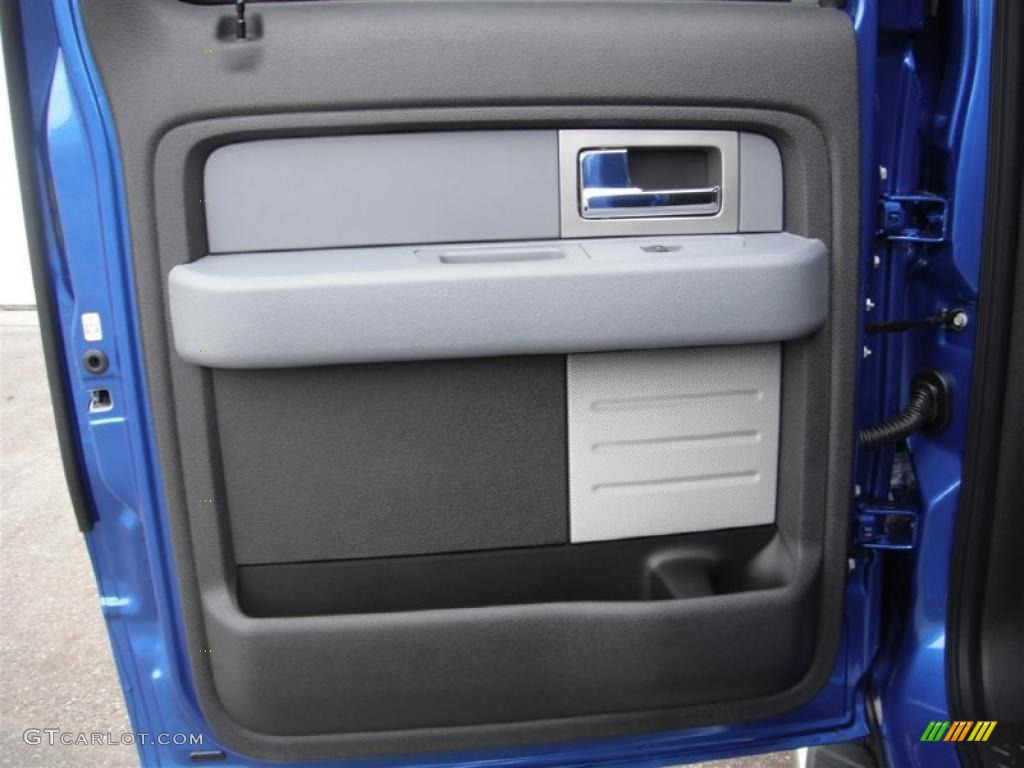 2011 Ford F150 XLT SuperCrew 4x4 Steel Gray Door Panel Photo #46953153