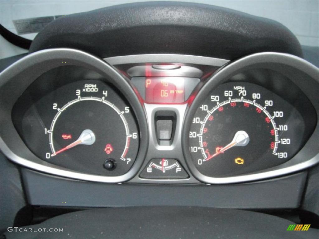 2011 Ford Fiesta SEL Sedan Gauges Photo #46953417