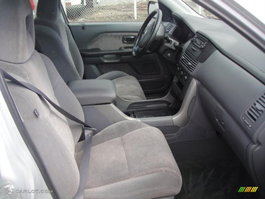 Gray Interior 2004 Honda Pilot LX 4WD Photo #46954869