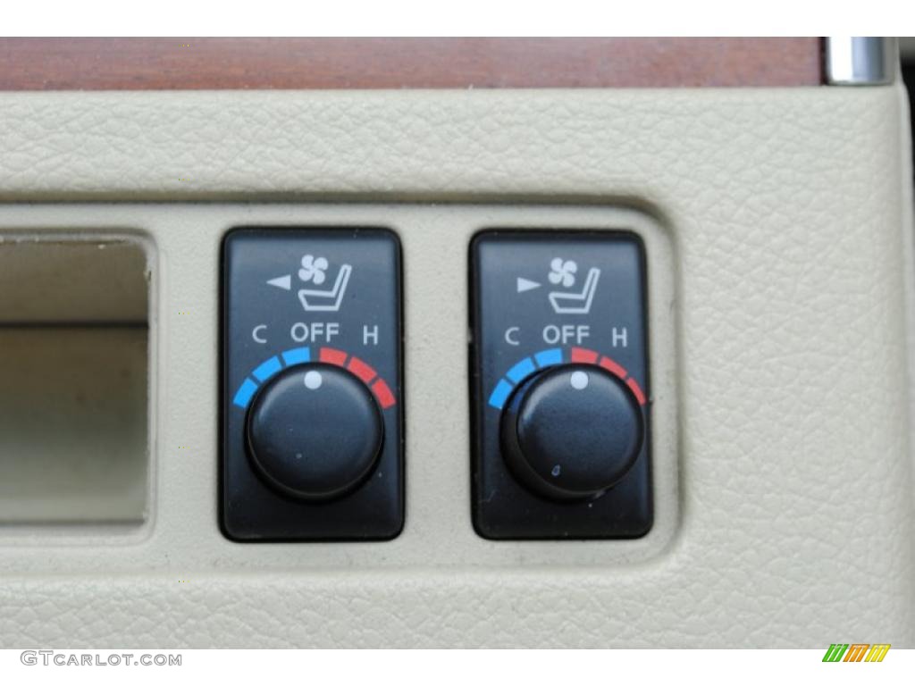 2007 Infiniti M 35 Sedan Controls Photo #46955160