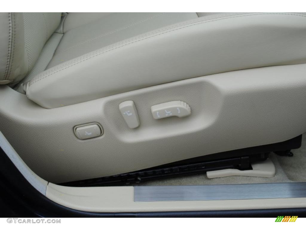 2007 Infiniti M 35 Sedan Controls Photo #46955271