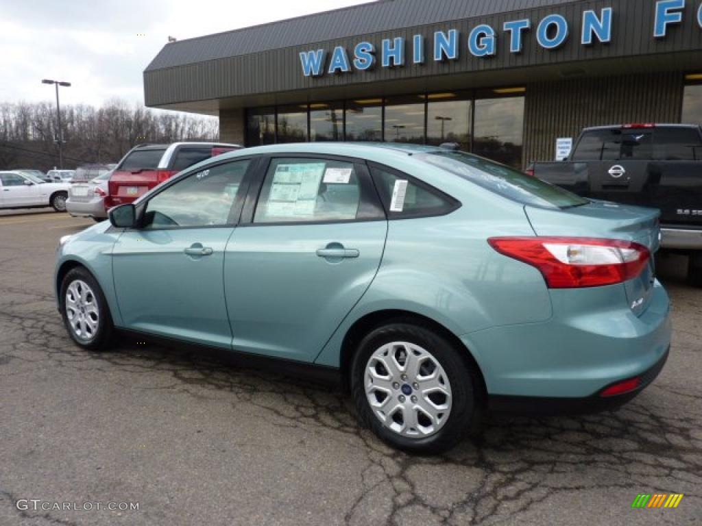 2012 Focus SE Sedan - Frosted Glass Metallic / Stone photo #2