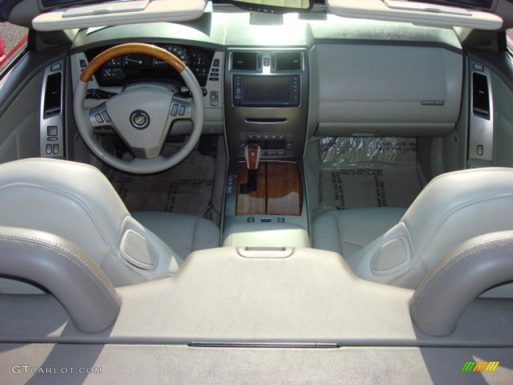 2005 Cadillac XLR Roadster Shale Dashboard Photo #46956411