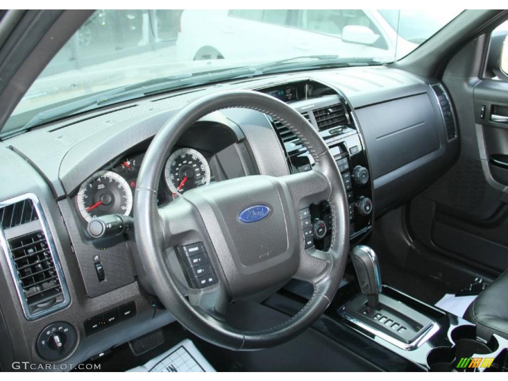 2008 Ford Escape Limited 4WD Dashboard Photos