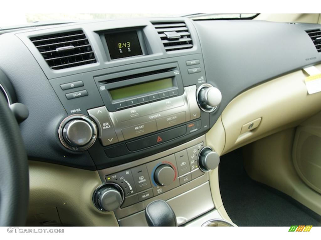 2011 Toyota Highlander V6 4WD Sand Beige Dashboard Photo #46958468