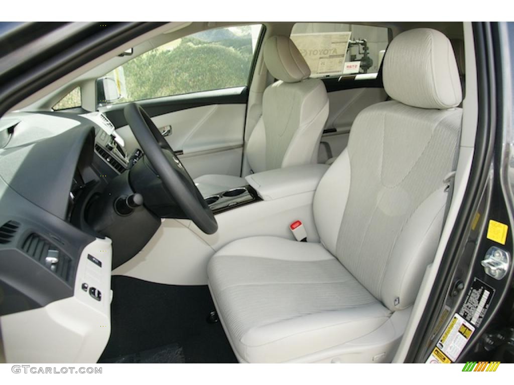 Light Gray Interior 2011 Toyota Venza I4 AWD Photo #46958568