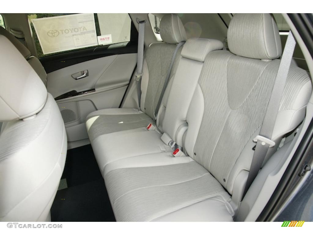 Light Gray Interior 2011 Toyota Venza I4 AWD Photo #46958583