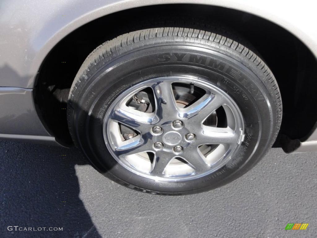 2004 Cadillac Seville SLS Wheel Photo #46959786