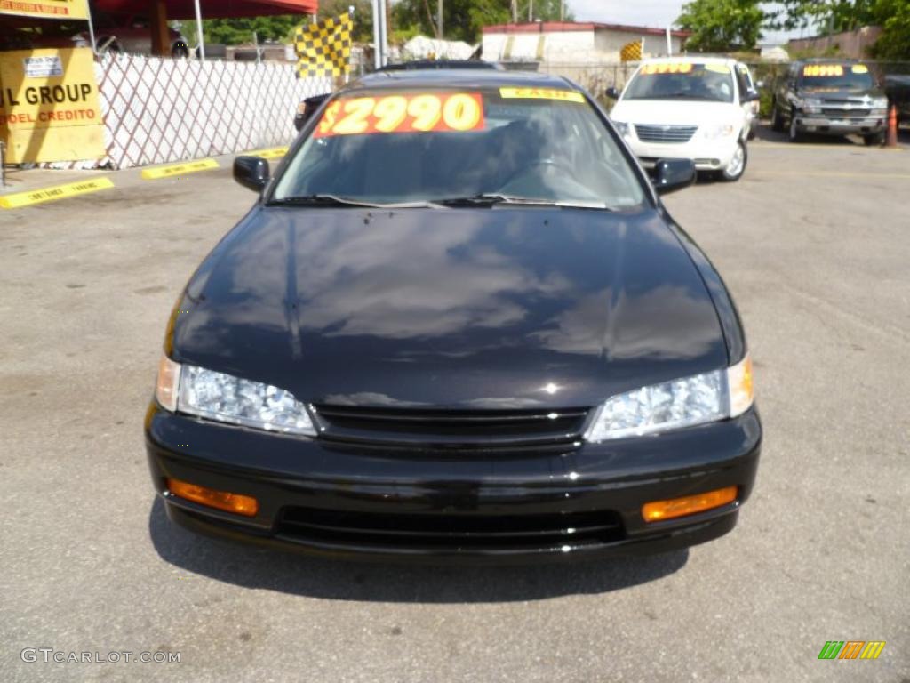 1995 Accord EX Coupe - Granada Black Pearl / Gray photo #2