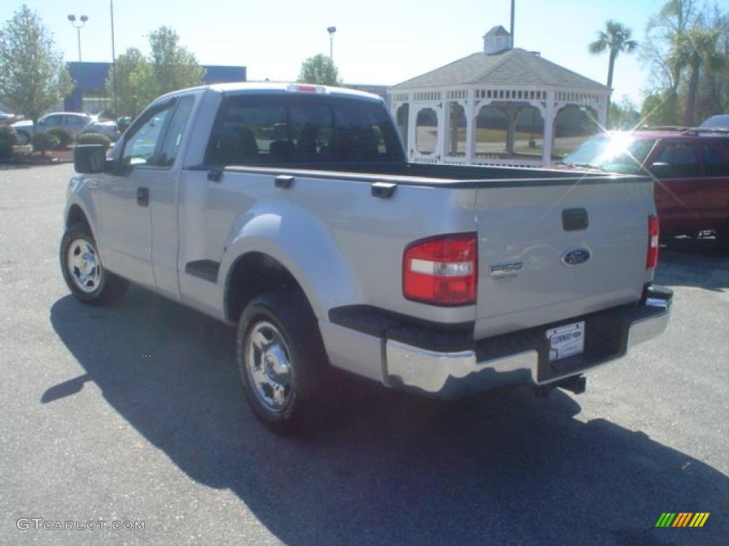 2005 F150 XLT Regular Cab - Silver Metallic / Medium Flint Grey photo #7
