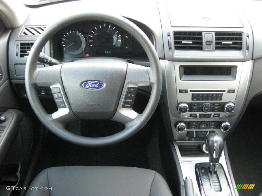 2011 Ford Fusion SE V6 Charcoal Black Dashboard Photo #46960629