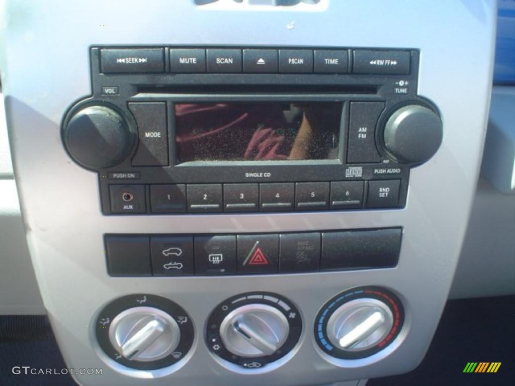 2006 Chrysler PT Cruiser Touring Convertible Controls Photo #46961292