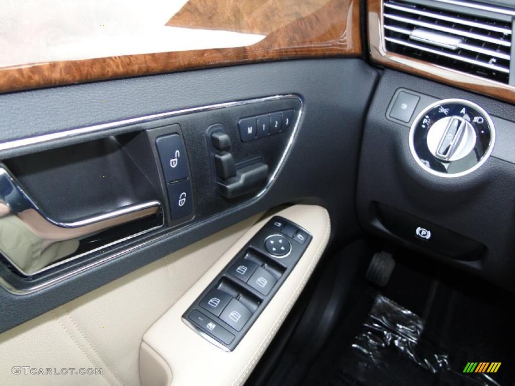 2011 Mercedes-Benz E 350 Sedan Controls Photo #46961541