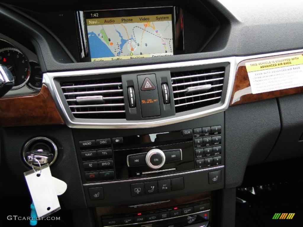 2011 Mercedes-Benz E 350 Sedan Controls Photo #46961556