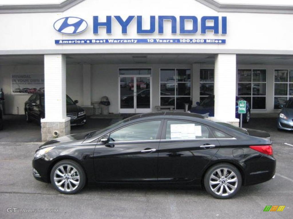 2011 Midnight Black Hyundai Sonata Limited 2 0t 46957516