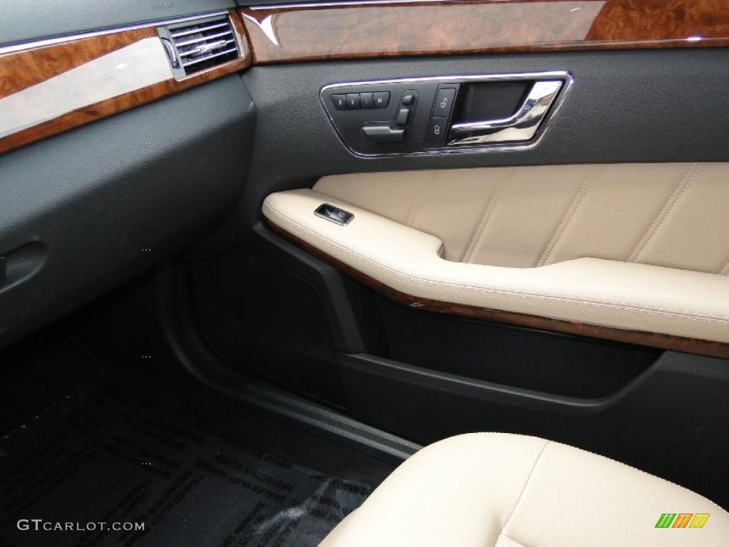 2011 Mercedes-Benz E 350 Sedan Controls Photo #46961586