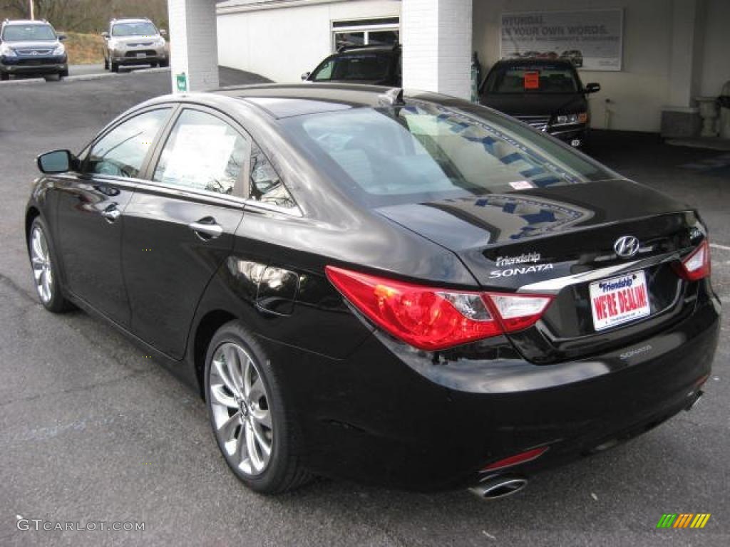 2011 Sonata Limited 2.0T - Midnight Black / Gray photo #8