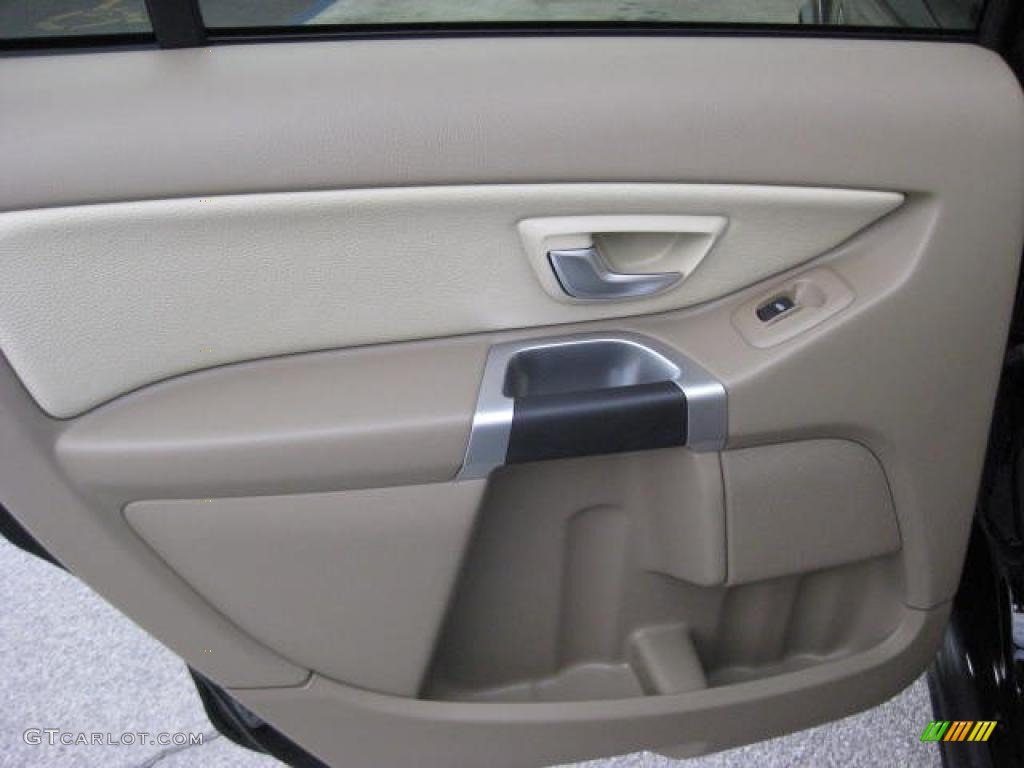 2011 Volvo XC90 3.2 AWD Beige Door Panel Photo #46962213