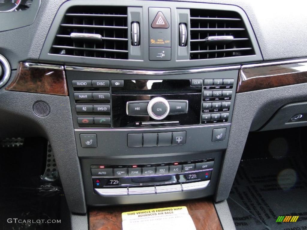 2011 Mercedes-Benz E 350 Coupe Controls Photo #46962387