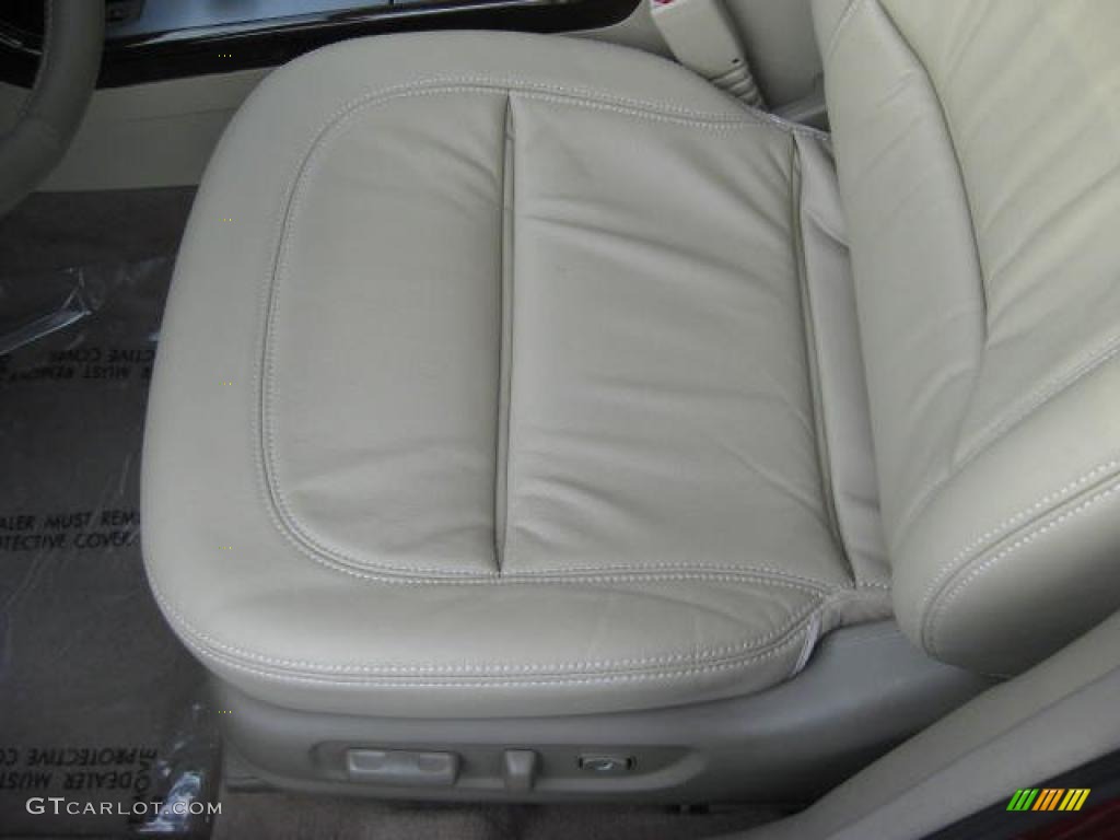 Beige Interior 2011 Hyundai Azera GLS Photo #46962531