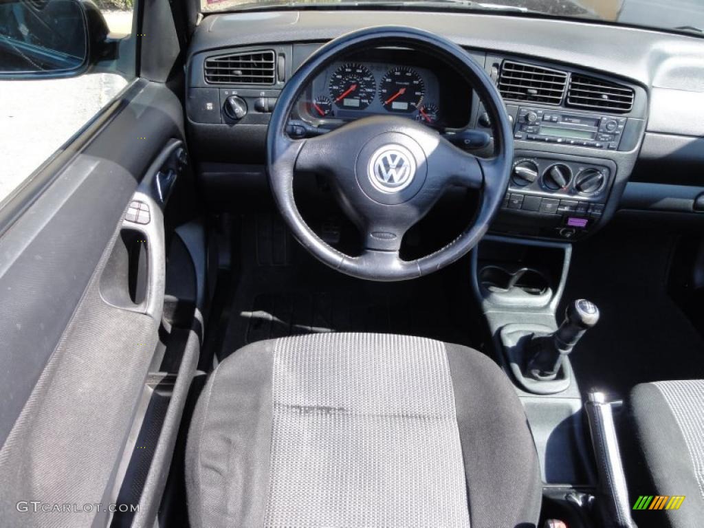 1999 Volkswagen Cabrio GL Black Dashboard Photo #46963152