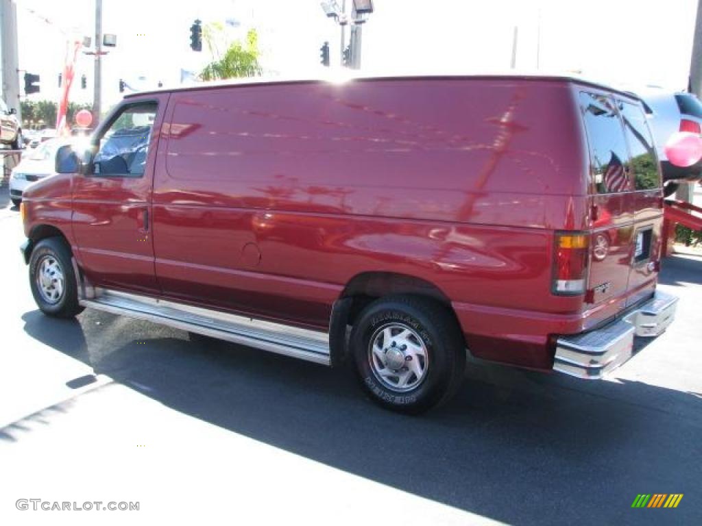 1994 Econoline E150 Cargo Van - Electric Current Red Metallic / Gray photo #7