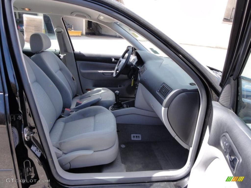 Black Interior 2006 Volkswagen Golf GL 4 Door Photo #46963968