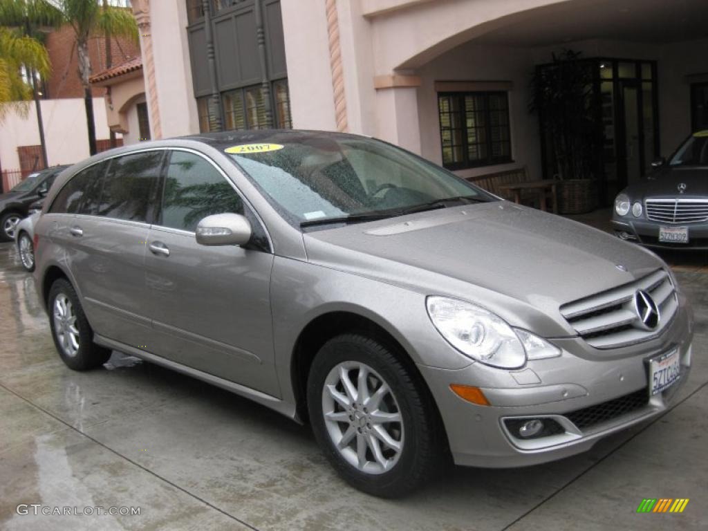2007 R 350 4Matic - Pewter Metallic / Black photo #1