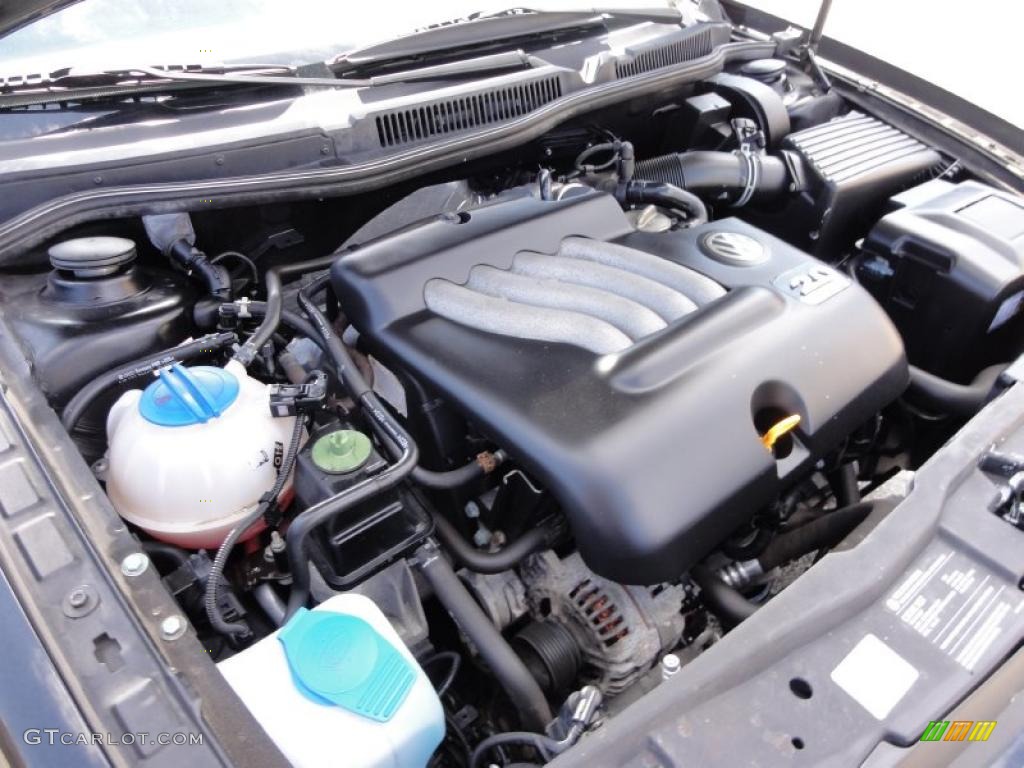 2006 Volkswagen Golf GL 4 Door Engine Photos