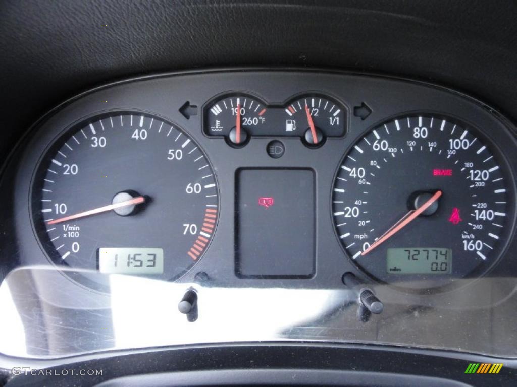 2006 Volkswagen Golf GL 4 Door Gauges Photos