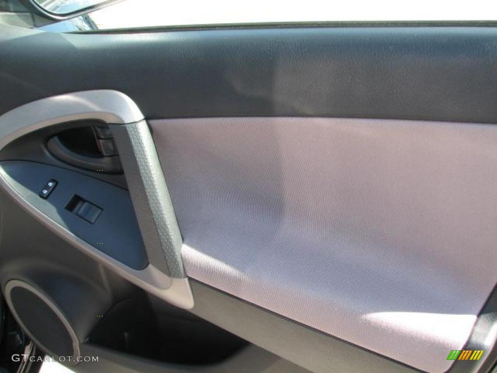 2008 RAV4 I4 - Black / Ash photo #15