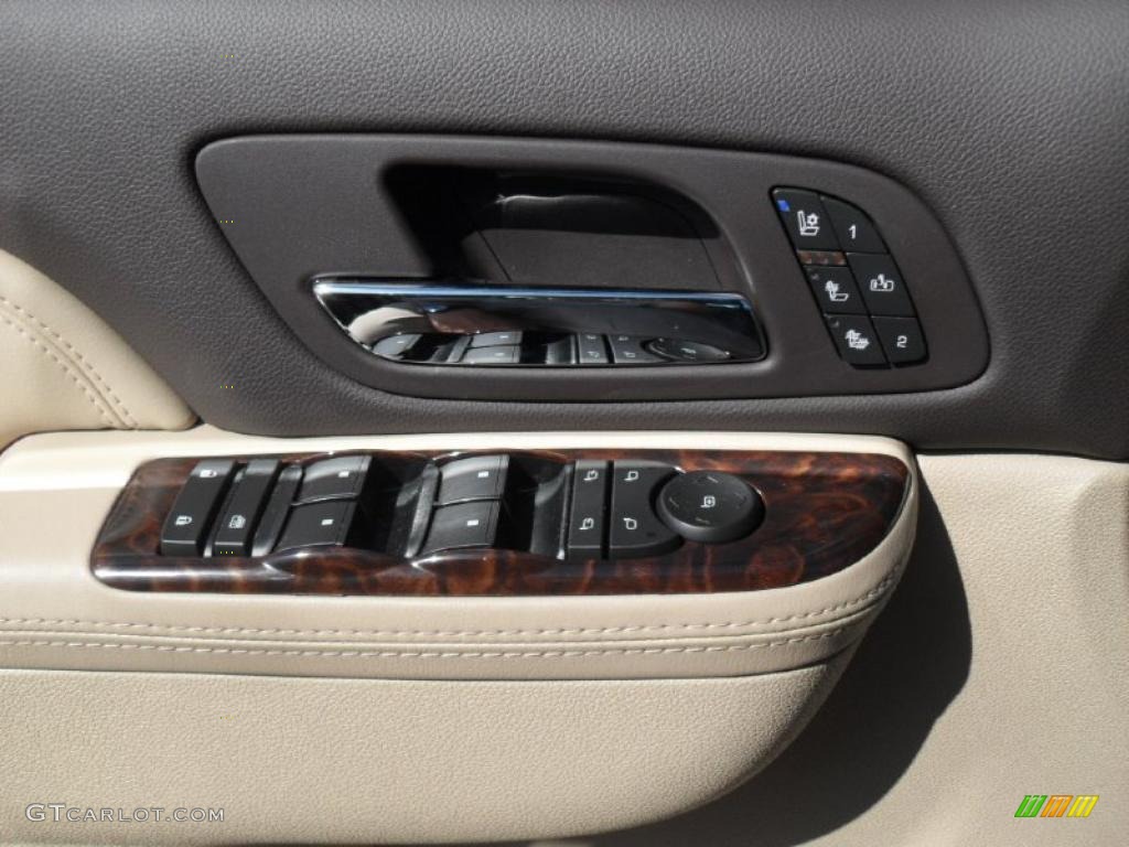 2011 GMC Yukon XL Denali AWD Controls Photo #46965297