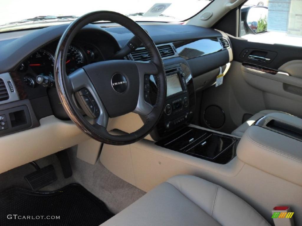 2011 Yukon XL Denali AWD - Onyx Black / Cocoa/Light Cashmere photo #29