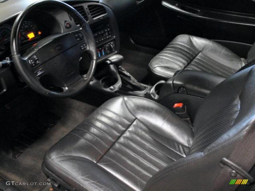Ebony Black Interior 2004 Chevrolet Monte Carlo Supercharged SS Photo #46967901