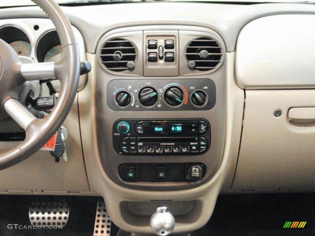2004 Chrysler PT Cruiser Limited Controls Photo #46968783