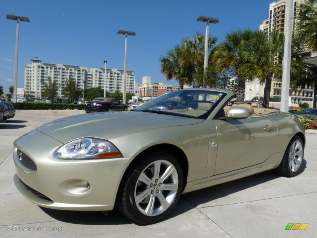 Winter Gold Metallic 2008 Jaguar XK XK8 Convertible Exterior Photo #46969254
