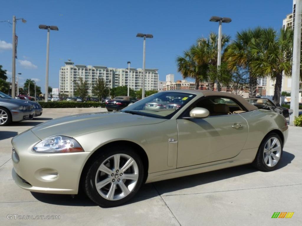 Winter Gold Metallic 2008 Jaguar XK XK8 Convertible Exterior Photo #46969272