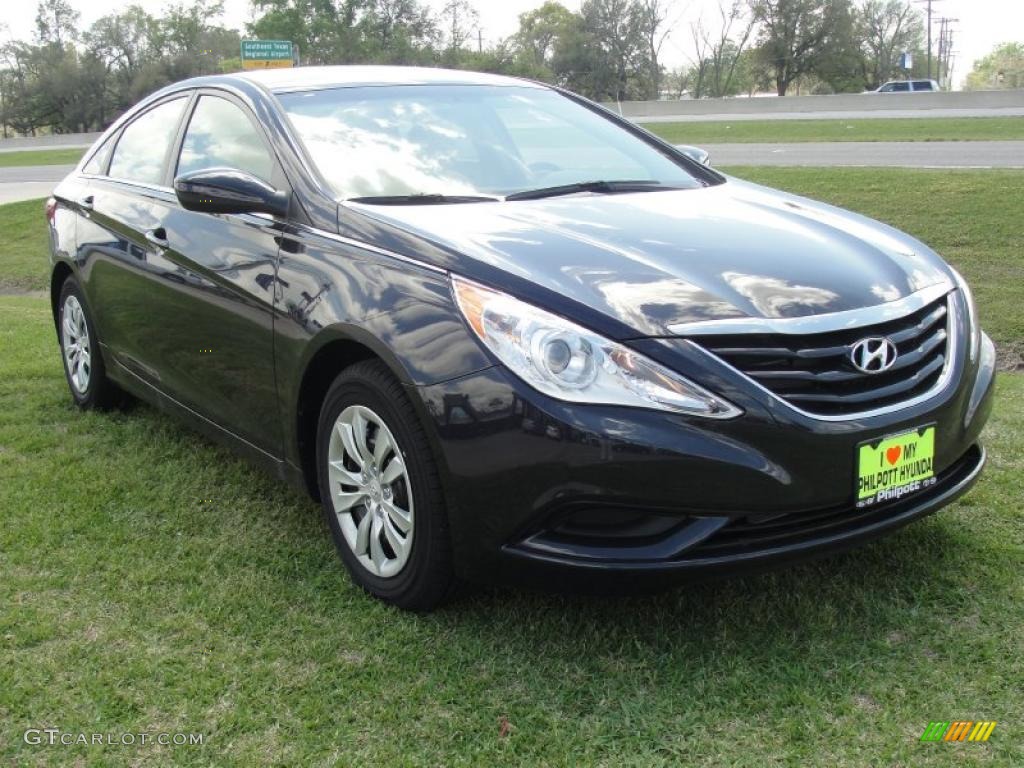 2011 Sonata GLS - Black Plum Pearl / Camel photo #1