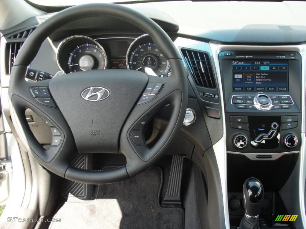 2011 Hyundai Sonata SE Black Steering Wheel Photo #46972335